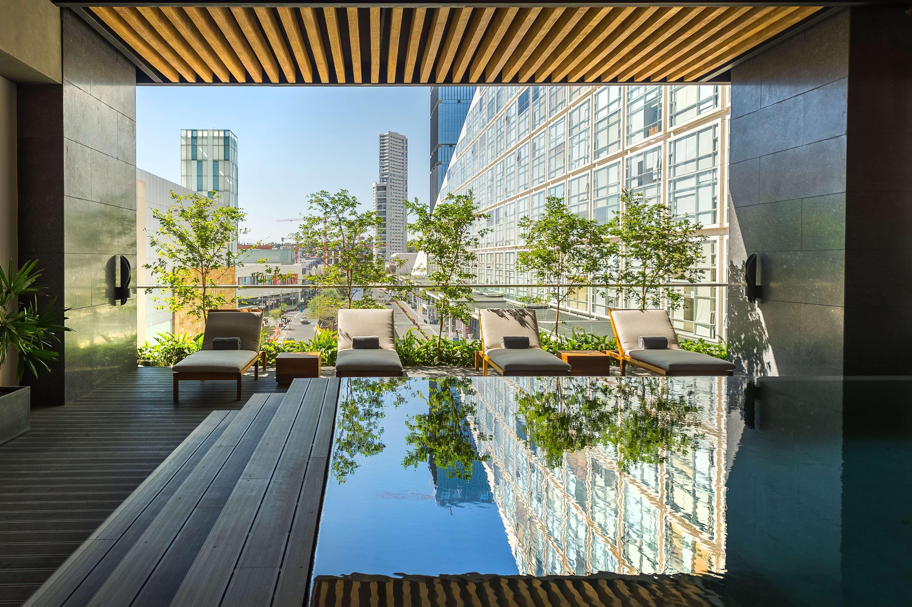 하얏트 리젠시 안다레스 과달라하라 사포판 외부 사진 The Sky Garden