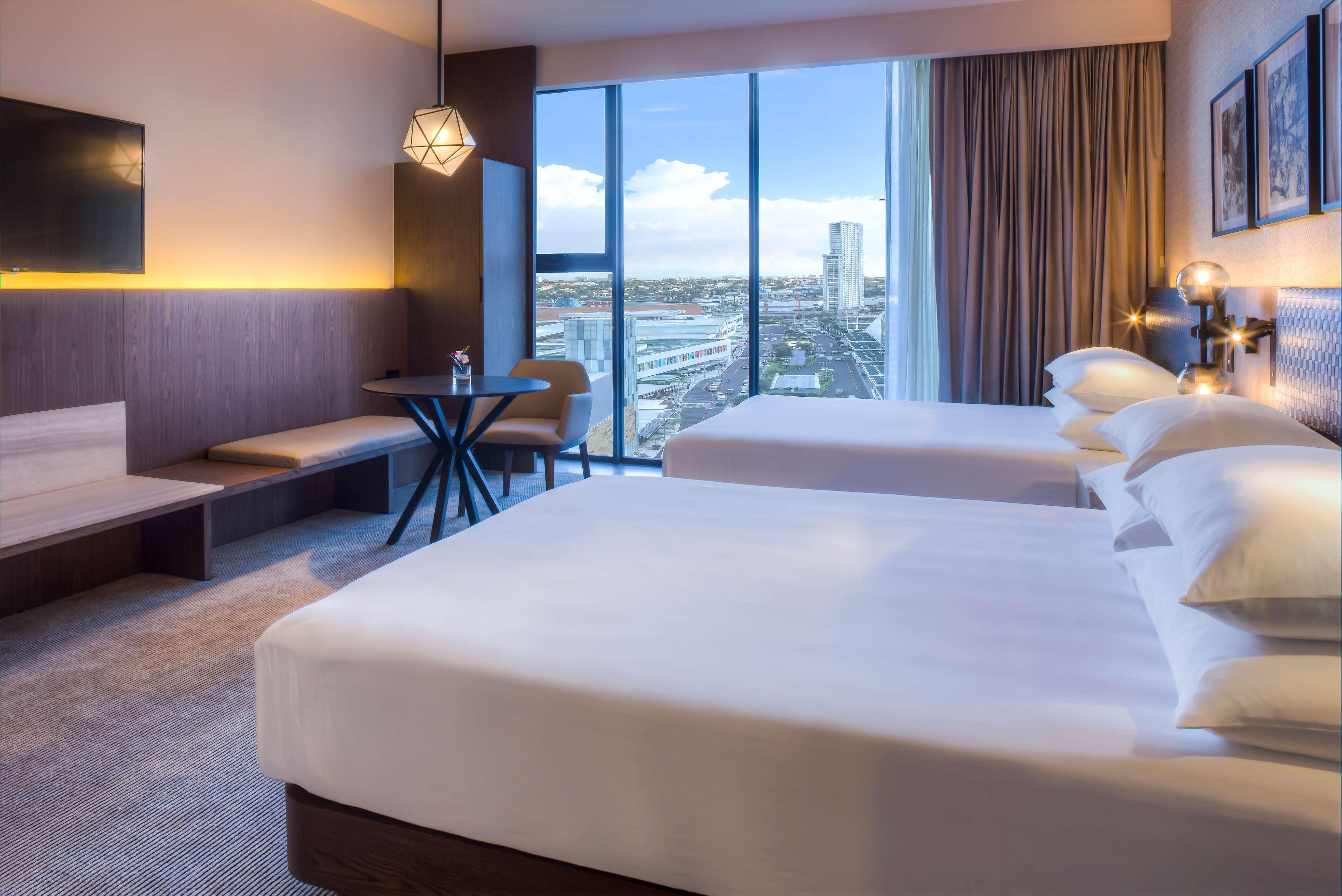 하얏트 리젠시 안다레스 과달라하라 사포판 외부 사진 Deluxe Room