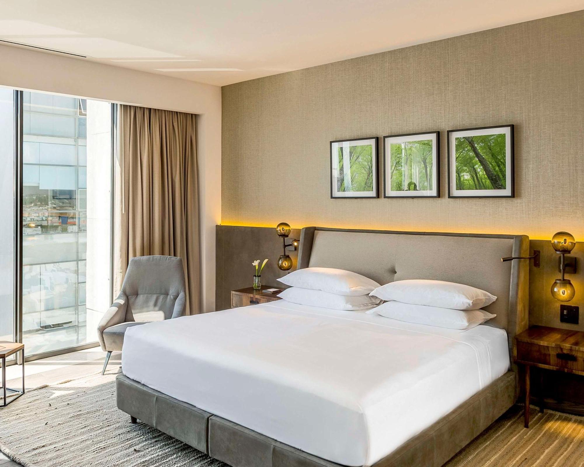 하얏트 리젠시 안다레스 과달라하라 사포판 외부 사진 A bedroom at the hotel